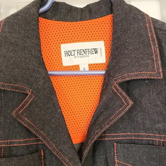 Holt Renfrew Studio Denim Trenchcoat. Size 6. - Picture 2 of 3